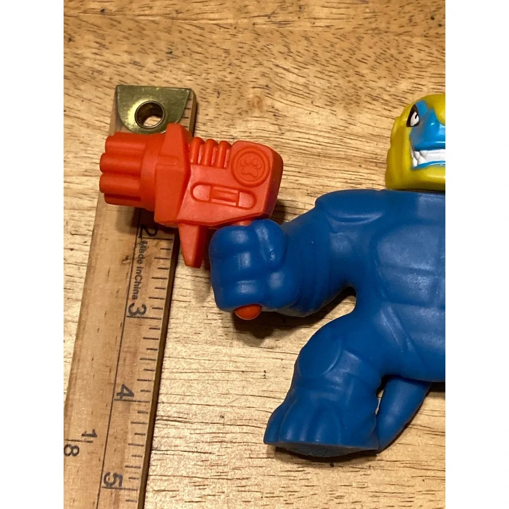 Heroes of Goo Jit Zu Dino Power Blue Squishy Figure with Red Blaster Accessory